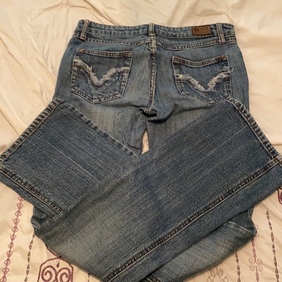 Jeans - Picture 2 of 4